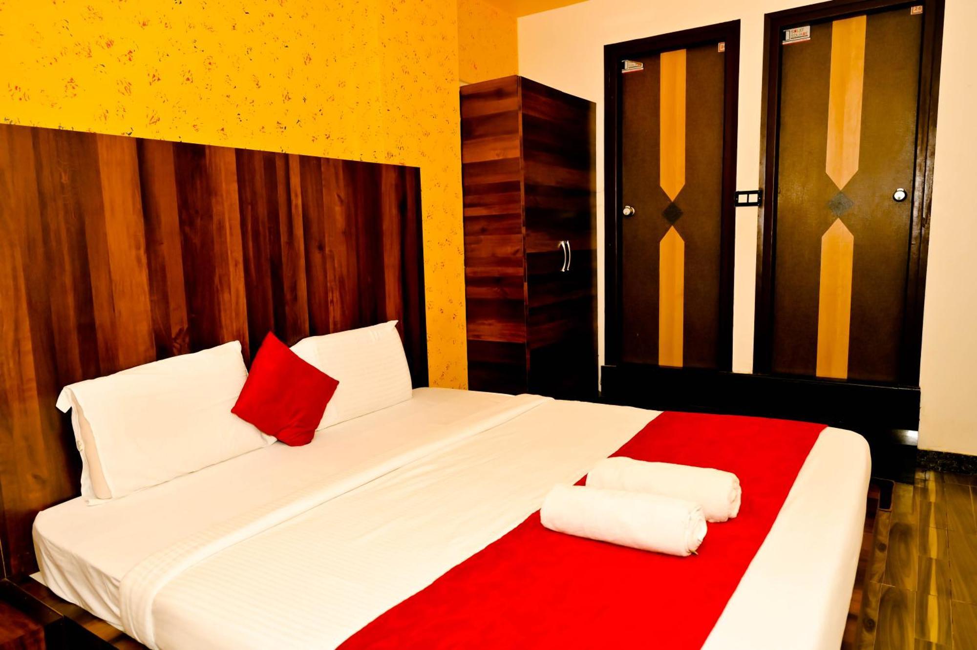 Townhouse Mk 호텔 Chikmagalūr 외부 사진
