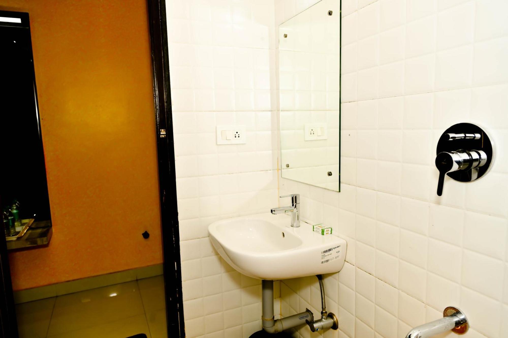 Townhouse Mk 호텔 Chikmagalūr 외부 사진