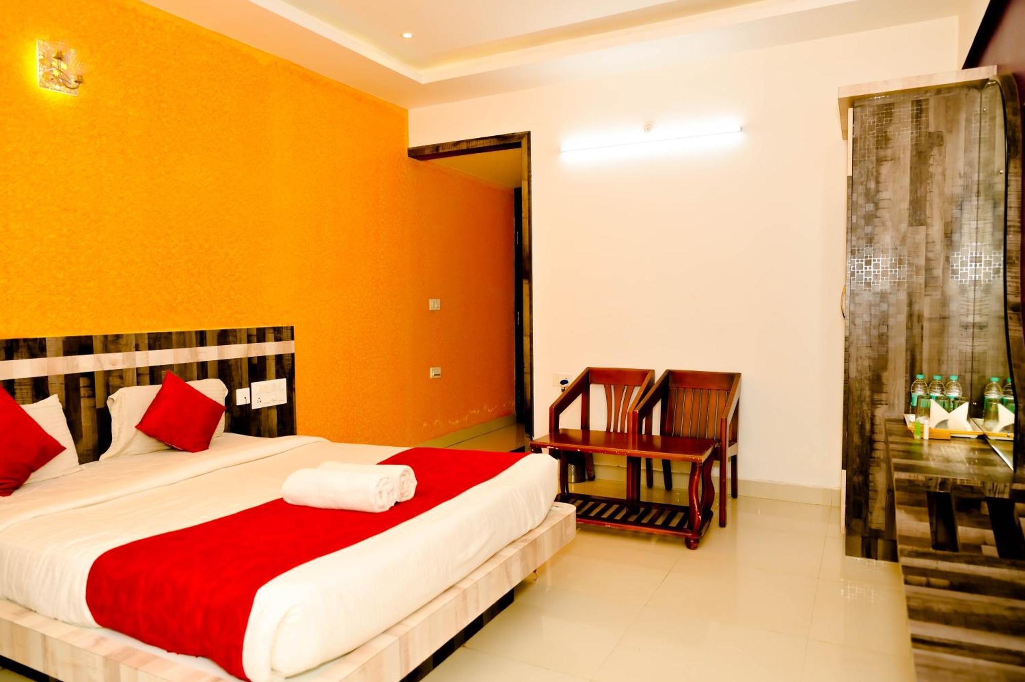 Townhouse Mk 호텔 Chikmagalūr 외부 사진