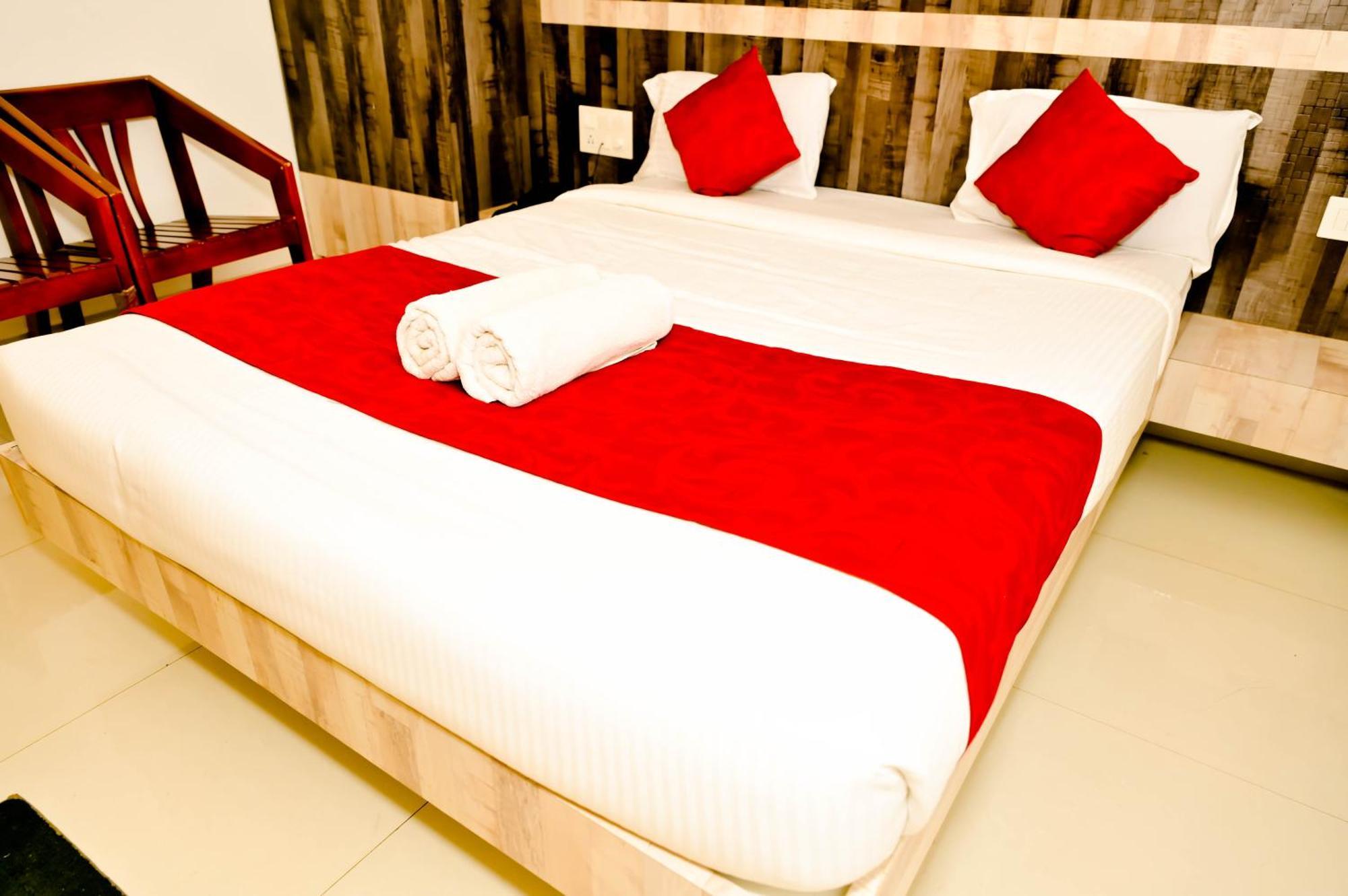 Townhouse Mk 호텔 Chikmagalūr 외부 사진